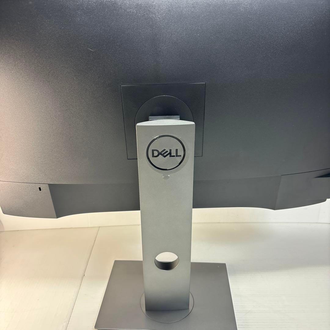 DELL P2719H 27インチ IPSモニター / フルHD / HDMI・DP・VGA対応 / ケーブル付