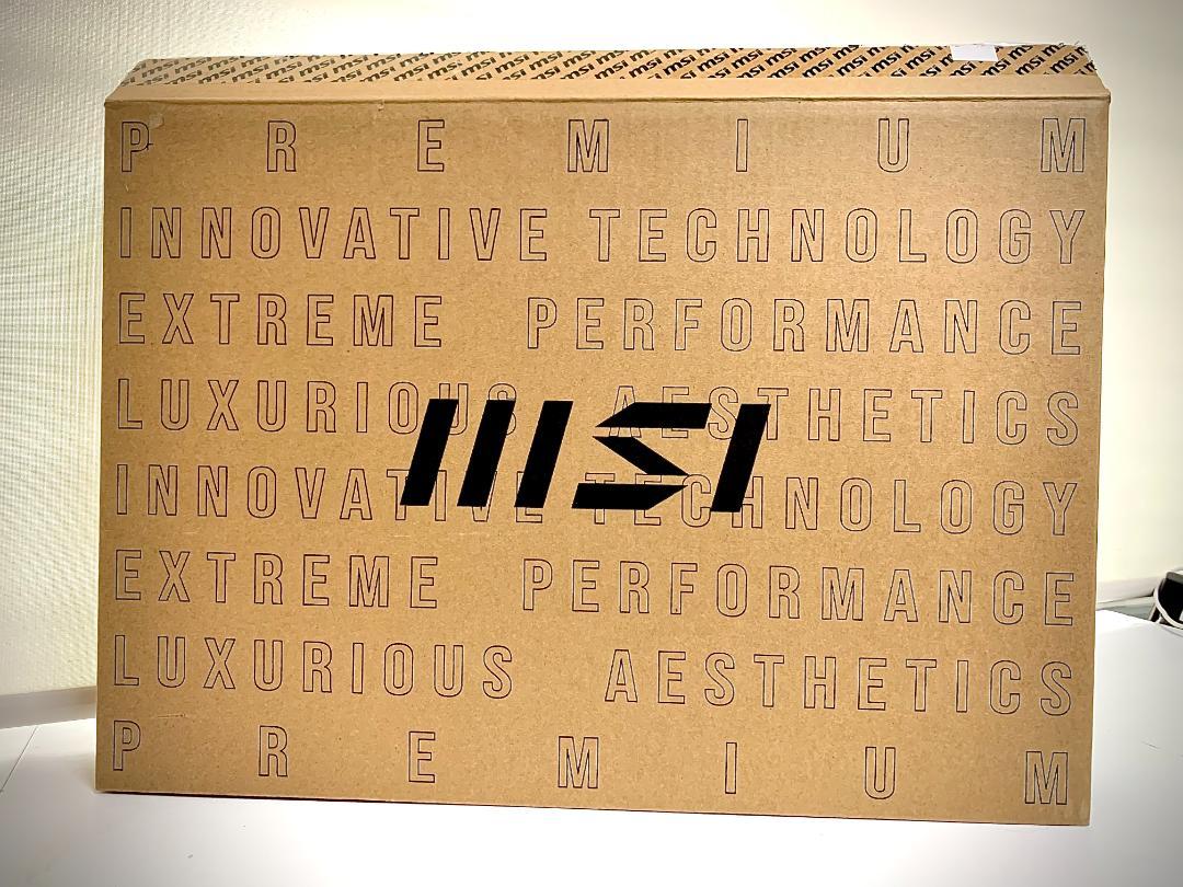 MSI Stealth 14 Studio A13VE Core i7-13620H / 16GB / SSD 512GB / RTX 4050 / 14インチ