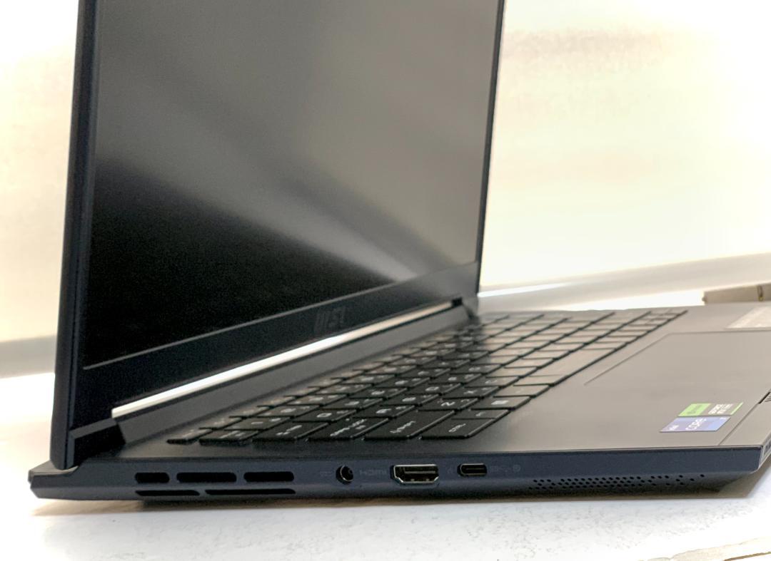 MSI Stealth 14 Studio A13VE Core i7-13620H / 16GB / SSD 512GB / RTX 4050 / 14インチ