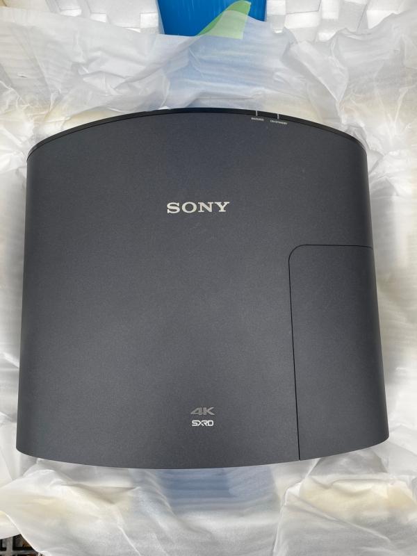 SONY ビデオプロジェクター VPL-VW575