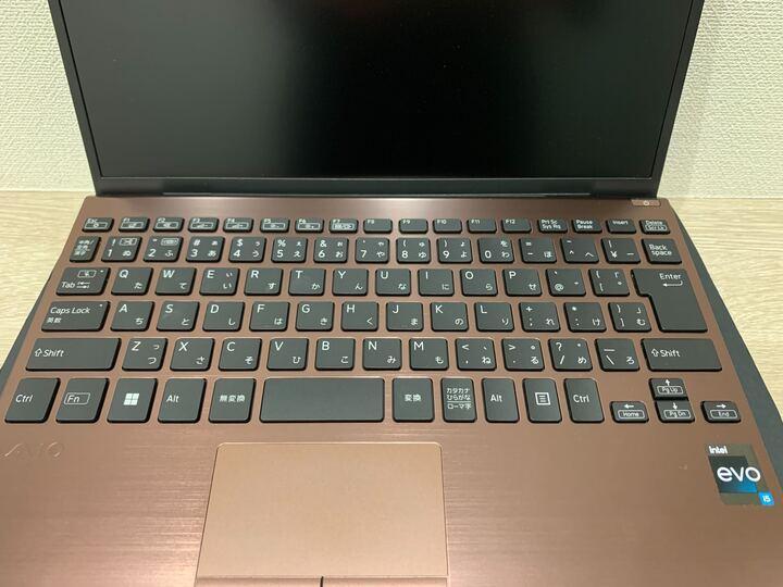 VAIO VJS12590311T SX12(Win11Pro) Core i5-1240P / 16GB / SSD 256GB / 12.5インチ / カメラ付 / 箱あり