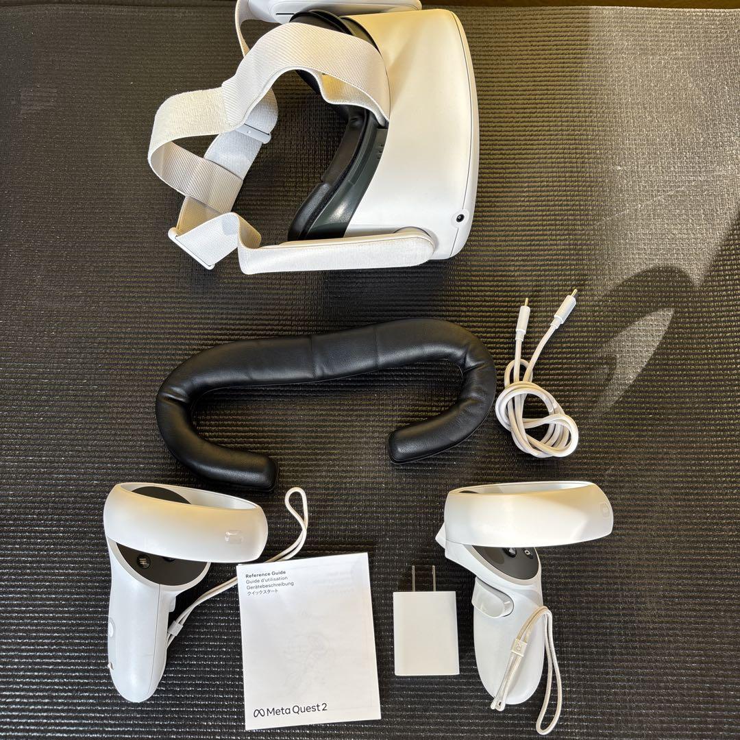META Oculus Quest 2 64GB / Wi-Fi・Bluetooth対応 / VRゲーム・映画