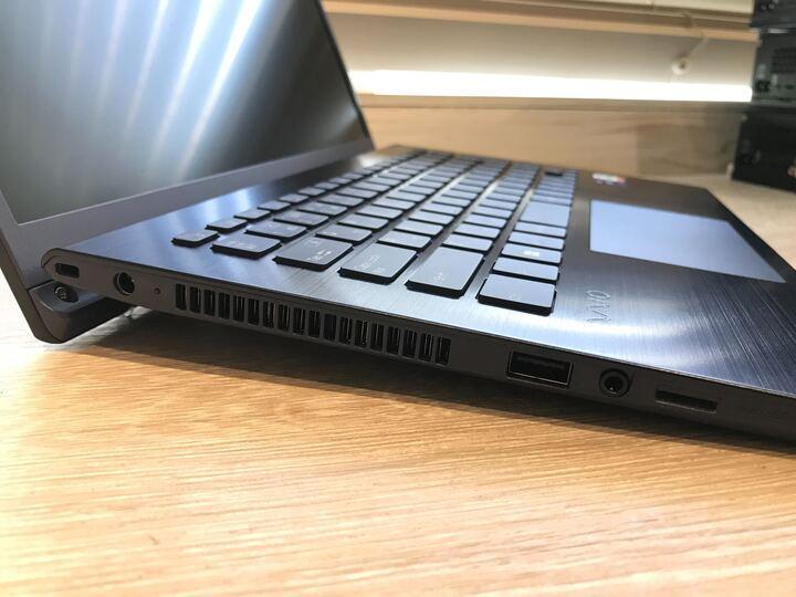 VAIO VJF14190111L(Win11Home) Core i7-1355U / 16GB / SSD 512GB / 14インチ / カメラ付
