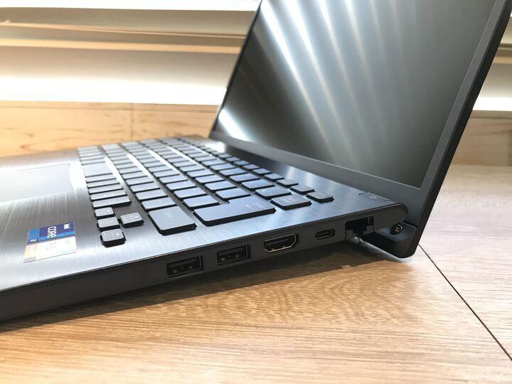 VAIO VJF14190111L(Win11Home) Core i7-1355U / 16GB / SSD 512GB / 14インチ / カメラ付
