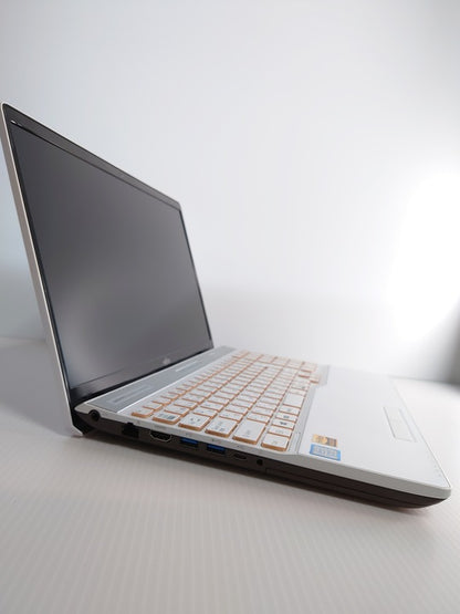 Fujitsu FMVWC2A37W(Win10Home)  Core i7-8550U / 16GB / SSD 256GB + HDD 1TB / DVDマルチ / Wi-Fi・Bluetooth対応