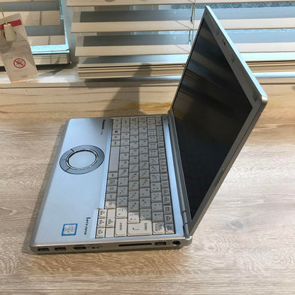 Let's note SZ6 CF-SZ6RDYVS i5 8GB 256GB