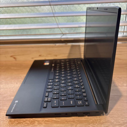 dynabook W6SZMV7FBL Core i7-1255U / 16GB / SSD 512GB / 13.3インチ / ガイド付